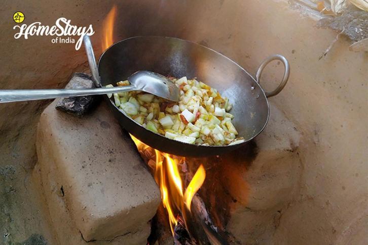 Dwarahat Village Farmstay- Babaji'S Cave Εξωτερικό φωτογραφία