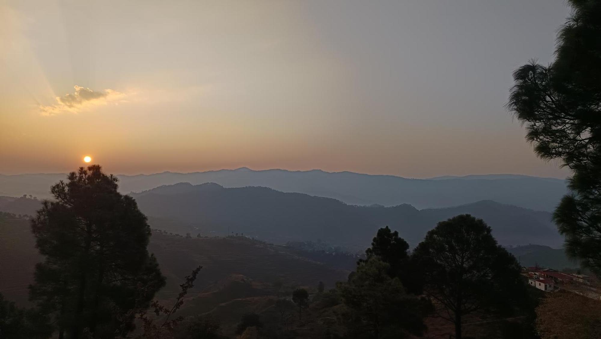 Dwarahat Village Farmstay- Babaji'S Cave Εξωτερικό φωτογραφία